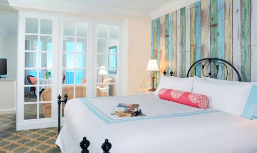 Pelican Grand Pure Spa Resort bedroom