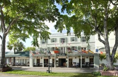 Riverside Hotel Las Olas