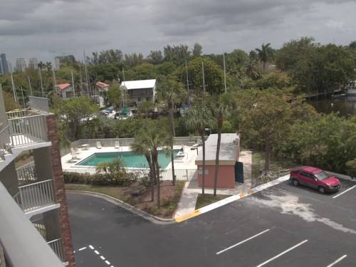 Days Inn Fort Lauderdale Airport North Cruise Port