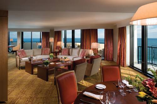 fort-lauderdale-marriott-harbor-beach-resort-spa-oceanfront-dining