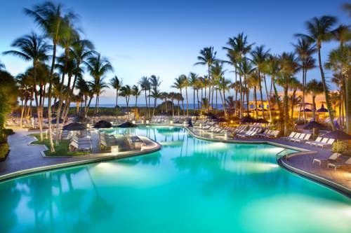 fort-lauderdale-marriott-harbor-beach-resort-spa-pool