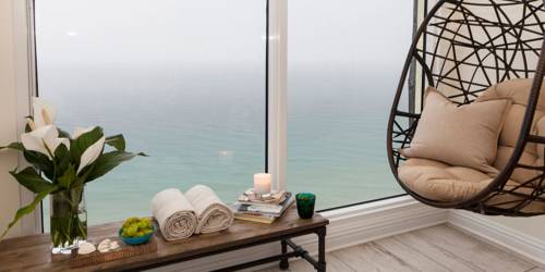pelican-grand-beach-resort-noble-house-resort-oceanfront-spa-2