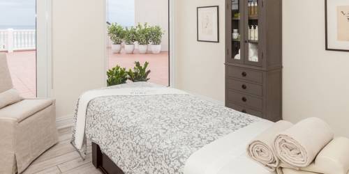 pelican-grand-beach-resort-noble-house-resort-oceanfront-spa