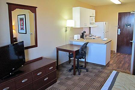 Extended-Stay-America-Fort-Lauderdale-Convention-Ctr-Cruise-Port-room-6