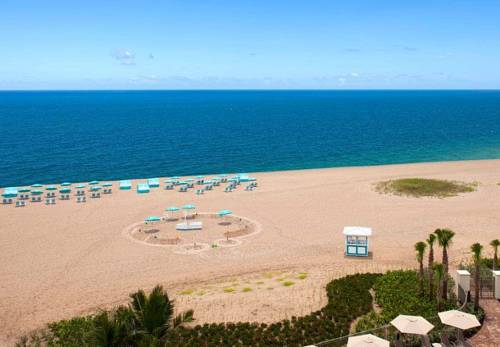 fort-lauderdale-marriott-pompano-beach-resort-spa-beach